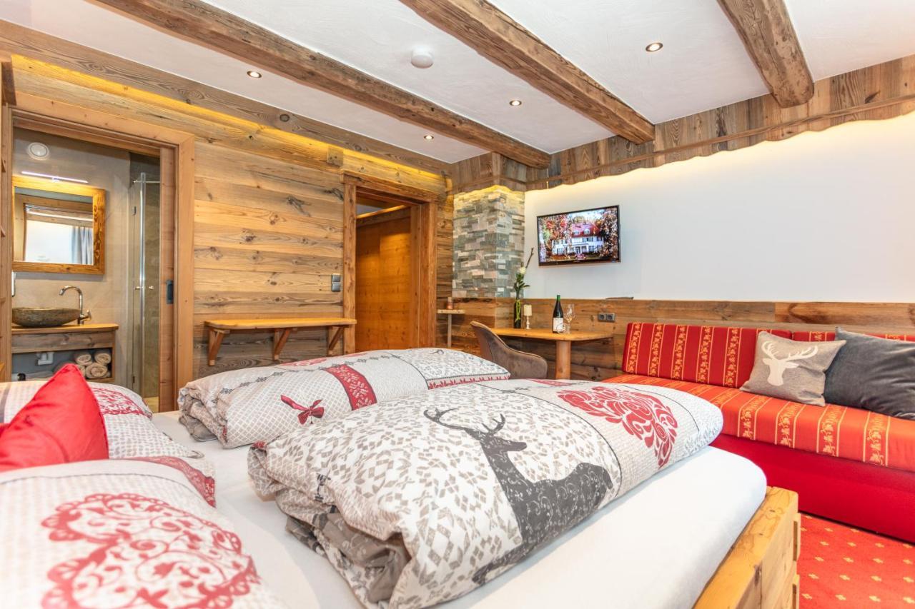 Pension Berghof Maria Alm am Steinernen Meer Luaran gambar